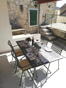 Balkón nebo terasa v ubytování Holiday Home Miklica