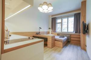 Televízia a/alebo spoločenská miestnosť v ubytovaní Business Studio Andel, 10 min to Centre, NETFLIX, Paid Parking