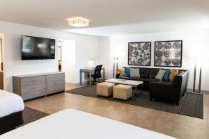 Gallery image of Best Western Palm Beach Lakes in West Palm Beach