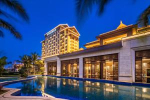 Swimmingpoolen hos eller tæt på Hampton by Hilton Nanhai Haikou