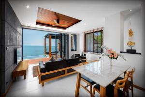 Zona d'estar a Jamahkiri Dive Resort & Spa