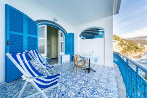 A balcony or terrace at Hotel Villa San Michele