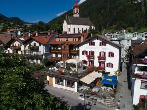 Gallery image of Hotel Schuster in Colle Isarco