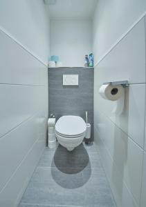 Łazienka w obiekcie Appartement zum Turm Top 4