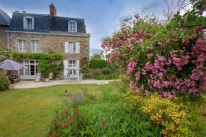 デュセにあるMaison d'hôtes de charme La Rose de Ducey près du Mont Saint Michelのギャラリーの写真