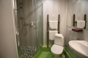 Koupelna v ubytování A1 Hotel Riga City Center