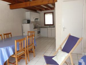Η κουζίνα ή μικρή κουζίνα στο KREISKER 4 - Maison Jumelée, Jardin - CA6010