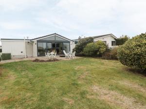 Gallery image of Lake View Cottage in Rhosneigr