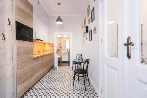Gallery image of Vintage Podzamcze Apartment in Krakow