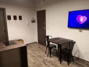 Gallery image of DOMUSCUNEO Barra di Ferro 2 tortora in Cuneo