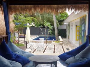 Seating area sa Nipah Villas