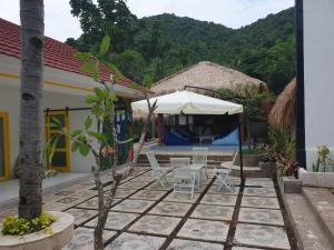 Swimming pool sa o malapit sa Nipah Villas