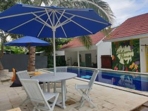 Swimming pool sa o malapit sa Nipah Villas