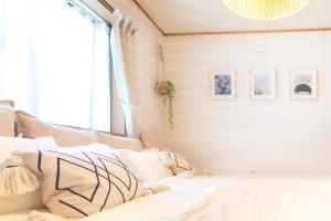 Letto o letti in una camera di 一棟貸切宿, HARMONIA東京小岩 6名max,wifi有,秋葉原16分新宿33分,ディズニー電車48分, 駐車場ありません