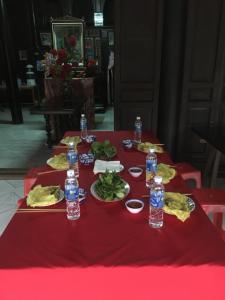 Restaurant o un lloc per menjar a Chau Doc Homestay