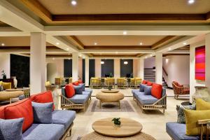 Гостиная зона в Avani Kalutara Resort