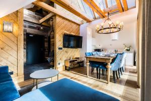 Μια τηλεόραση ή/και κέντρο ψυχαγωγίας στο Luxury Apartments