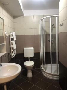 ドゥナウーイヴァーロシュにあるViktória Panzióのギャラリーの写真