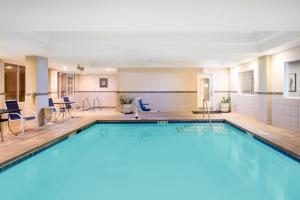 Gallery image of Holiday Inn Express Hotel & Suites Vacaville, an IHG Hotel in Vacaville