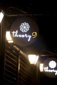 Foto de la galería de Theory9 Premium Service Apartments Bandra en Bombay
