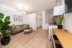 Kuchyňa alebo kuchynka v ubytovaní Real Segovia Apartments by Recordis Hotels