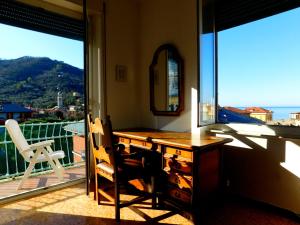 Foto dalla galleria di Quadrilocale con Vista a Levanto