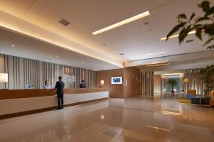 Lobbyen eller receptionen på Holiday Inn Express Luoyang Yichuan, an IHG Hotel