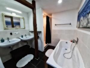 
Ein Badezimmer in der Unterkunft Ferienhaus am Horn
