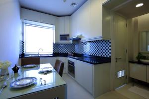 Dapur atau dapur kecil di GLENWOOD APARTMENT