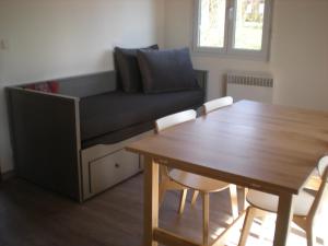 Afbeelding uit fotogalerij van Les Chalets de la Vingeanne in Longeau