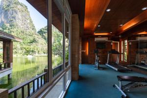 Fitness centrum a/nebo fitness zařízení v ubytování Railay Princess Resort & Spa