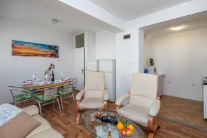 Posezení v ubytování Beach Apartments "Bili Cvitak"