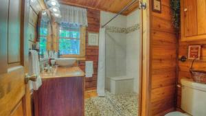 Vannituba majutusasutuses Eagles Nest +13 fotot