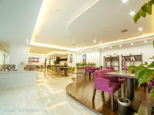 Restoran ili drugo mesto za obedovanje u objektu Lavande Hotels·Chengdu Hongpailou Metro Station