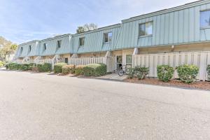 Το κτήριο όπου στεγάζεται  το διαμέρισμα