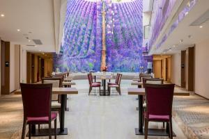 Gallery image of Lavande Hotels·Guangzhou Fangcun Jiaokou Metro Station in Guangzhou