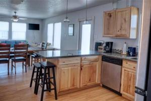 Η κουζίνα ή μικρή κουζίνα στο See the Sea - Beachfront