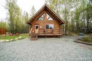 Zahrada ubytování Hatcher Pass Cabins + 23 fotografií