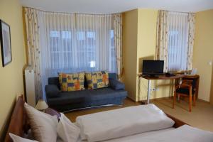 Posezení v ubytování Hotel Bachwiesen + 11 fotografií
