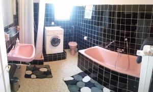 Ein Badezimmer in der Unterkunft Gästehaus am Weiher