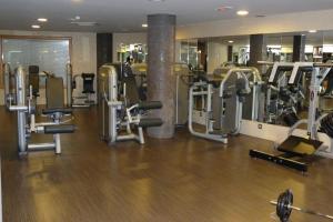Posilňovňa alebo fitness centrum v ubytovaní Cumbria Spa Hotel 3* Sup