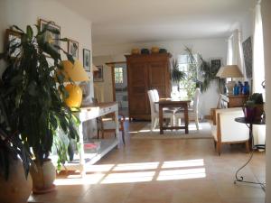Posezení v ubytování Chambres d'Hôtes Saint Vérédème