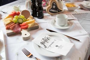 Jedzenie w hotelu lub w pobliżu