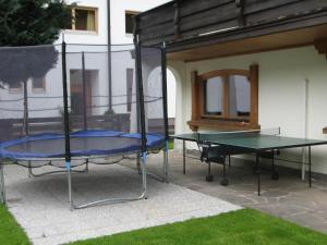 Stolní tenis v ubytování Pension Appartments Christoph nebo okolí