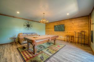 Et opholdsområde på Sleepy Bear Hideaway