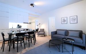 Η κουζίνα ή μικρή κουζίνα στο Forenom Aparthotel Tampere Kaleva