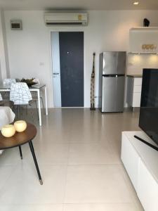Kuchyň nebo kuchyňský kout v ubytování GrandBlue Condominium Mae Phim TOP FLOOR WITH SEA VIEW 706