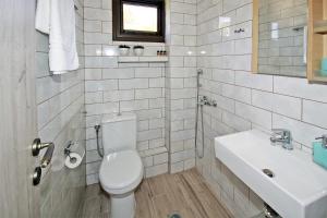 Φωτογραφία από το άλμπουμ του Acrothea Apartments στον Όρμο Παναγιάς