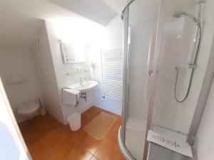 Koupelna v ubytování Haus Christine