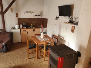 Nhà bếp/bếp nhỏ tại Apartmani Lovro